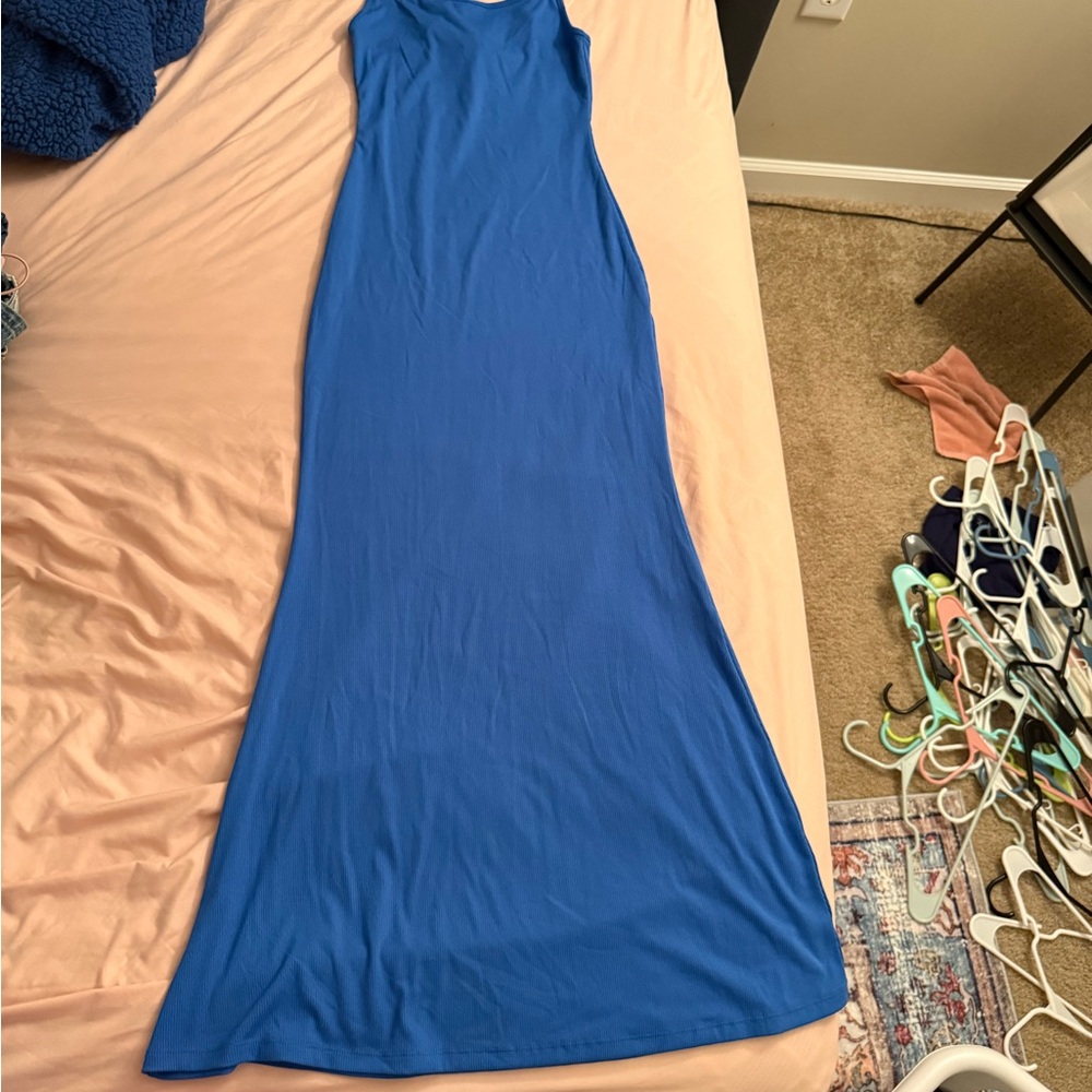 Elegant Blue Sleeveless Dress